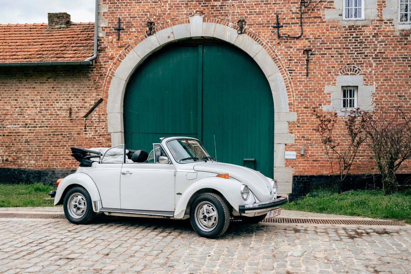 Toeren in een VW kever cadeau