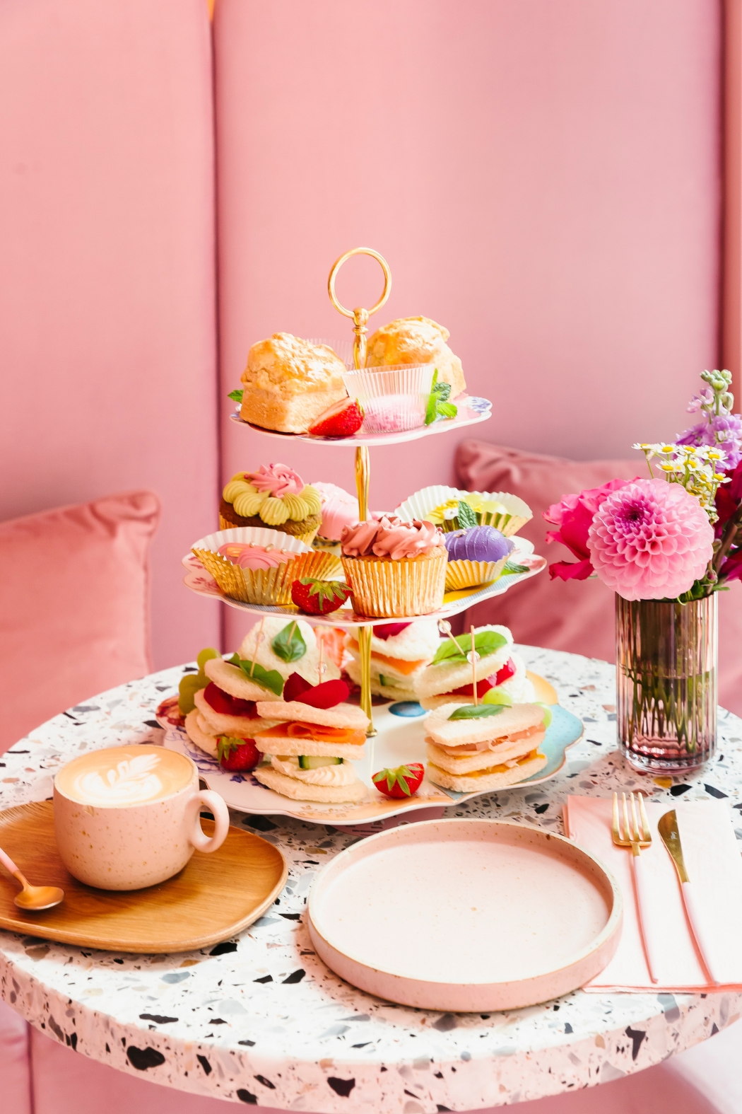 Kerst keuzecadeaukaart pink high tea