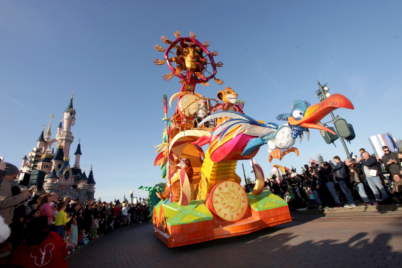 parade cadeau Disneyland Paris