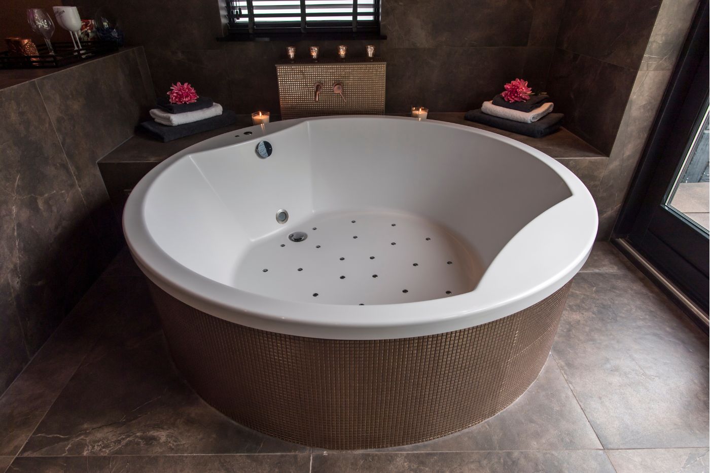 Overnachting in een wellness suite