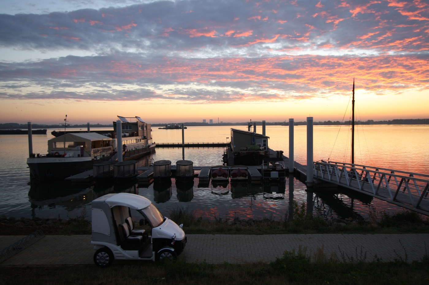 Romantische nacht op het water