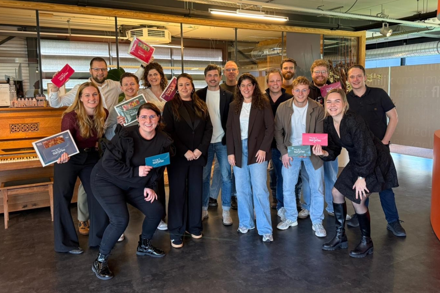 Team SurpriseFactory Frontis