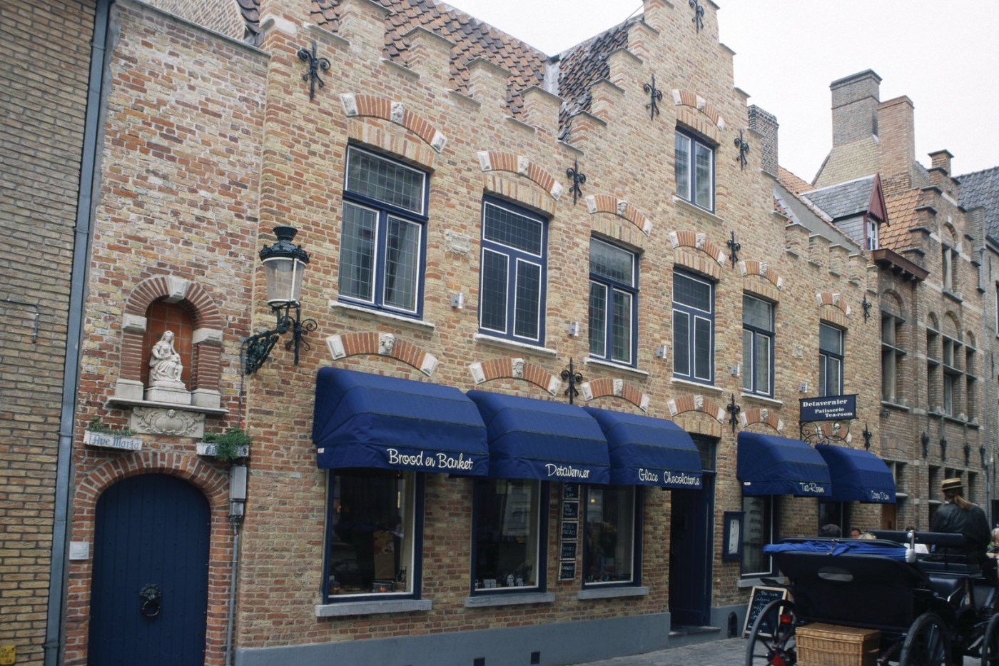 High tea in Brugge