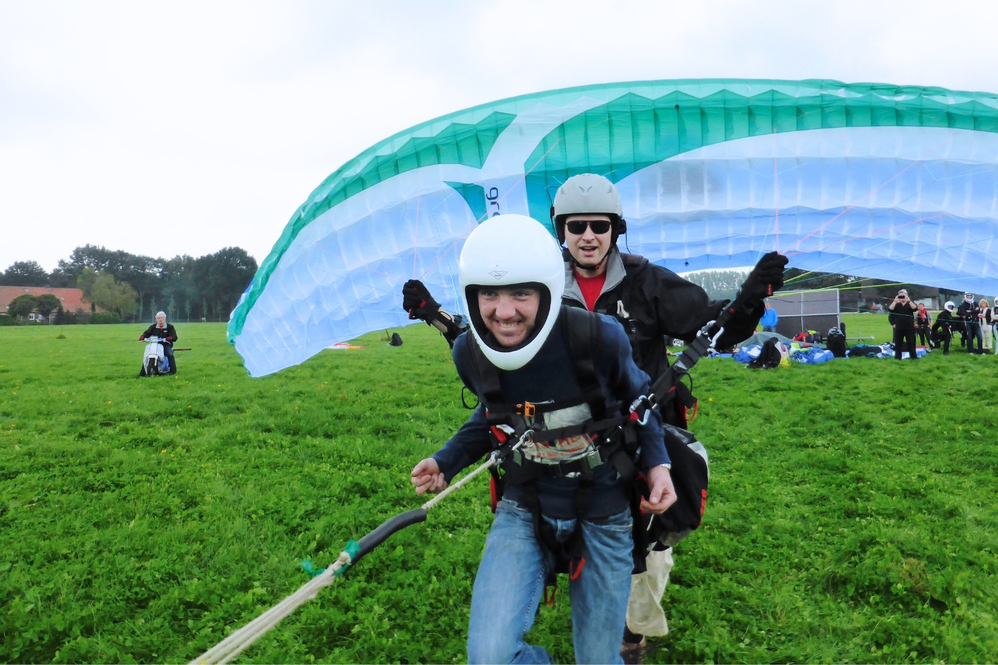 Paragliding