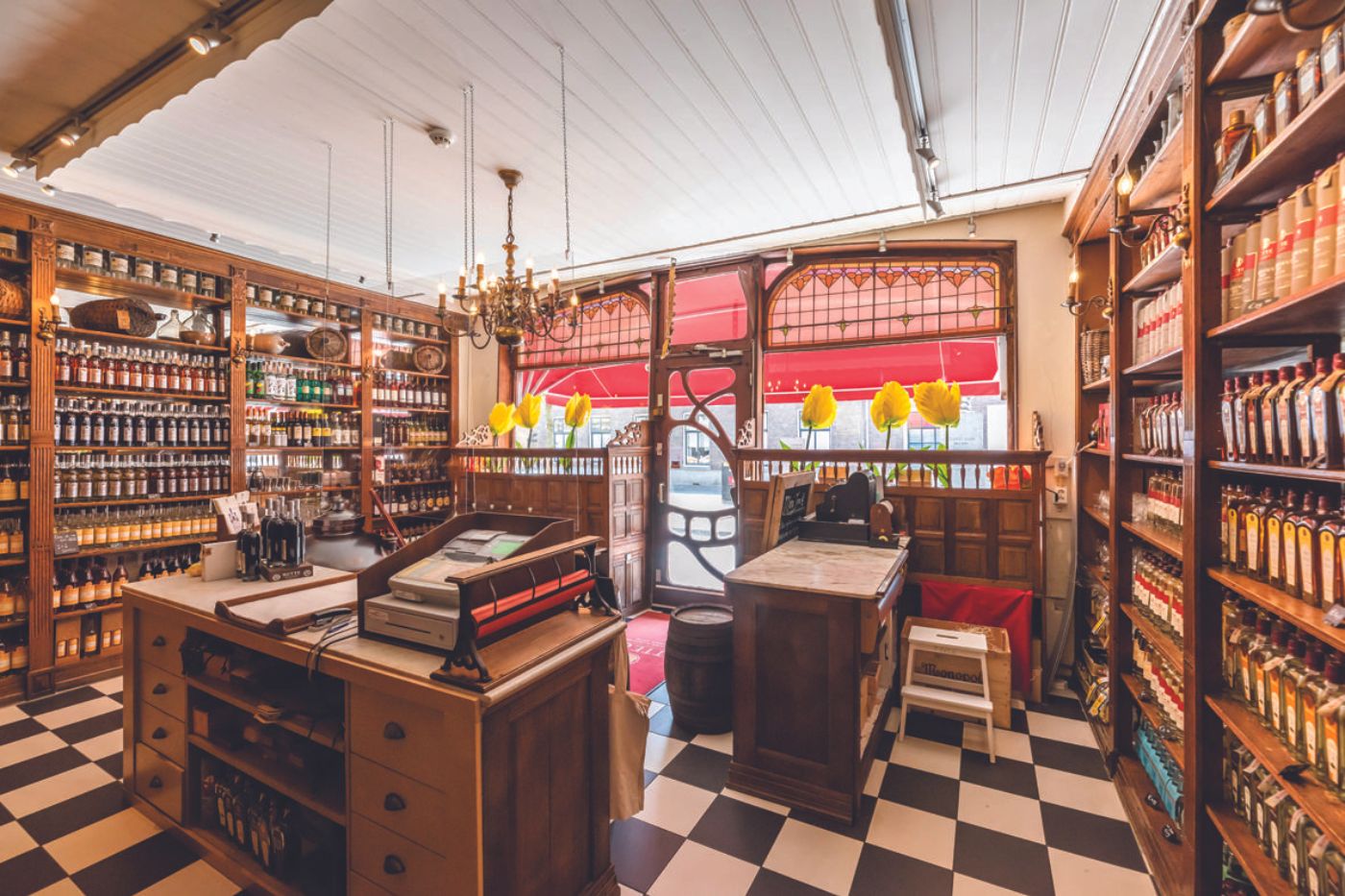 Workshop gin, likeur of jenever maken