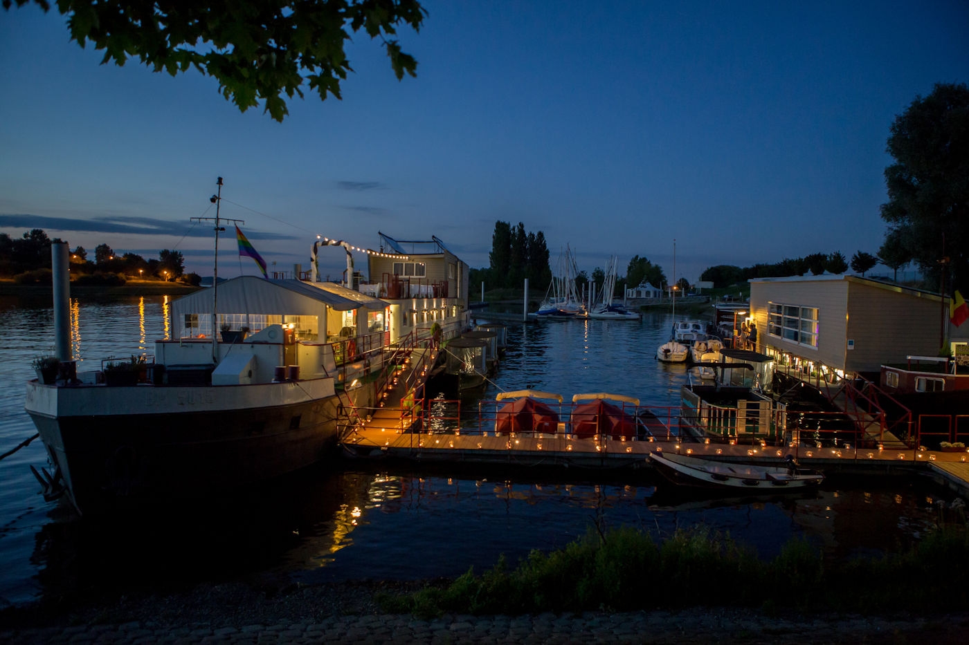 Romantische nacht op het water cadeau