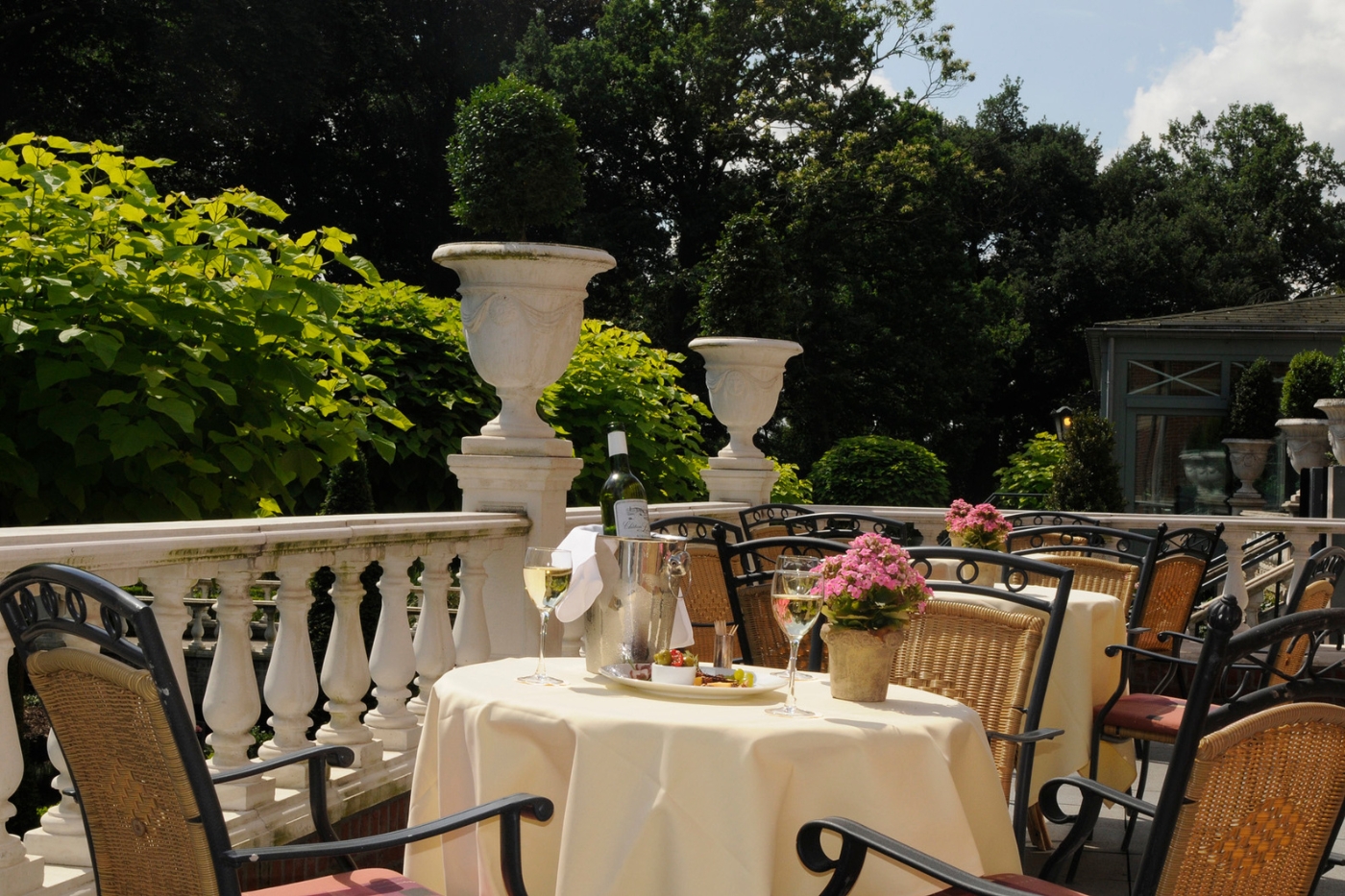 Terras tafel kasteel overnachting cadeau