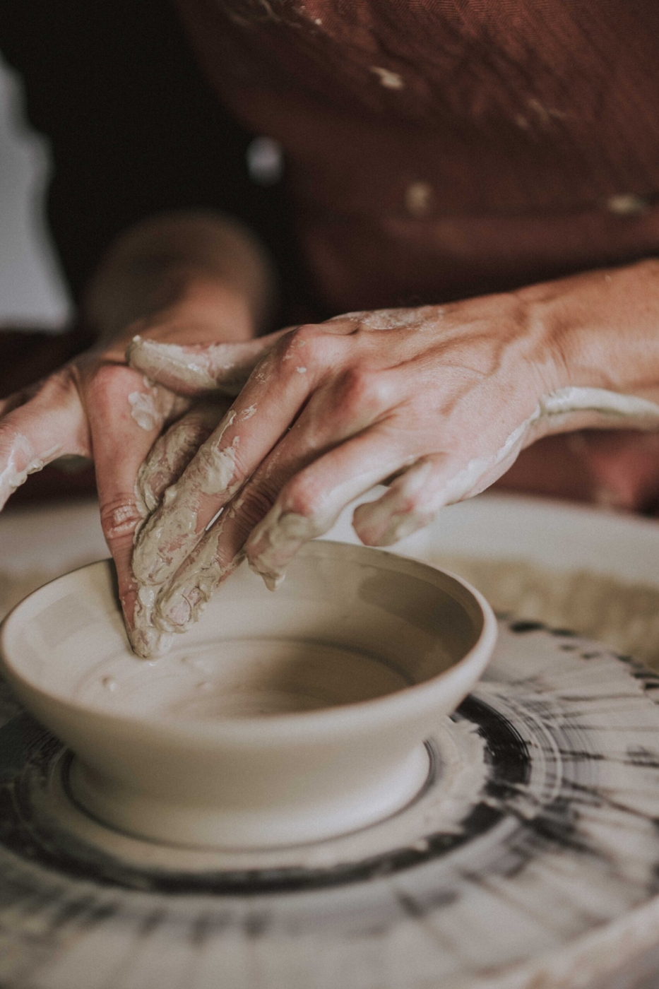 Potten draaien workshop pottenbakken