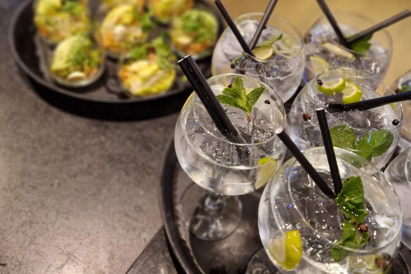 High gin aan de Maas