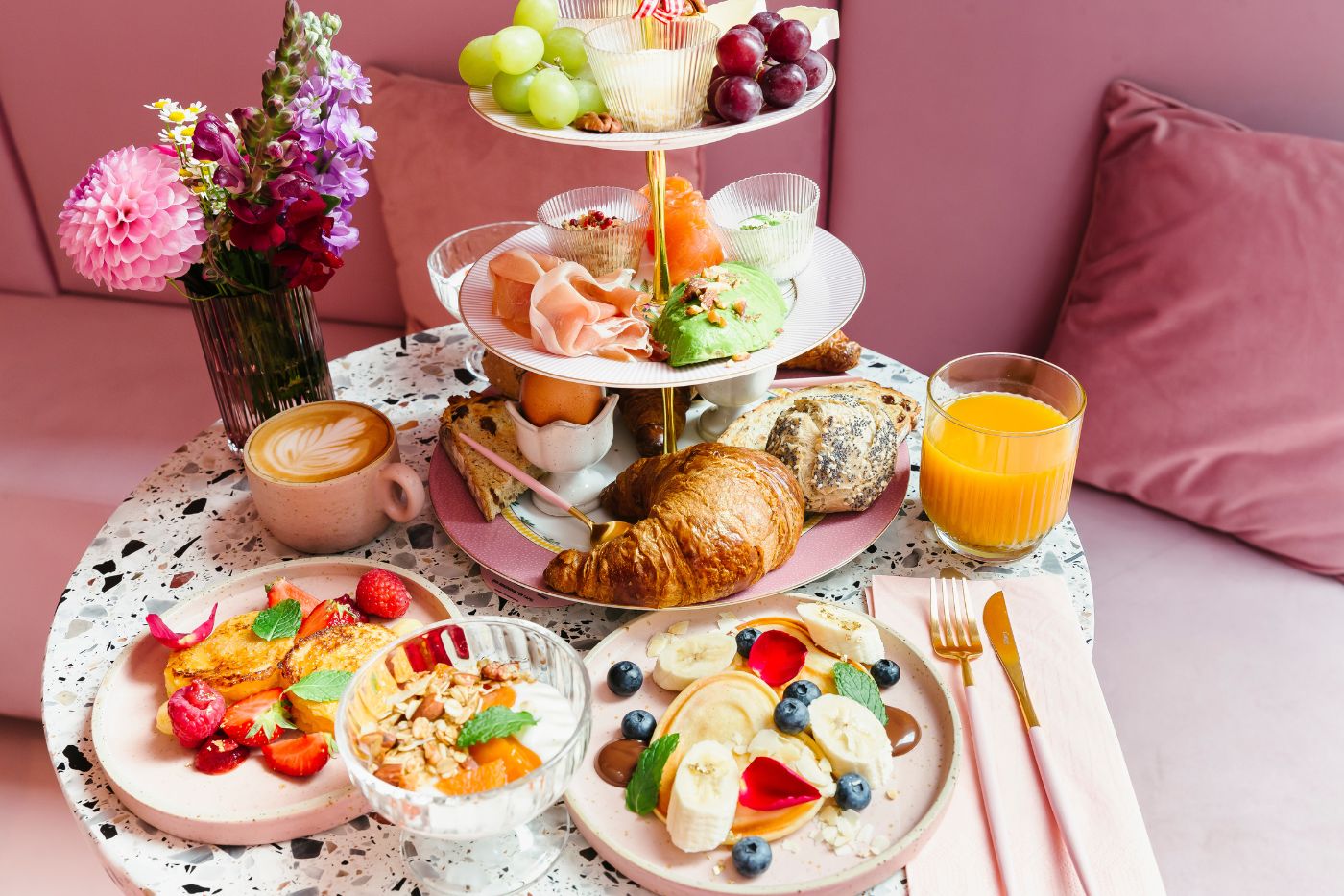 Ontbijt als een Pink Queen cadeau