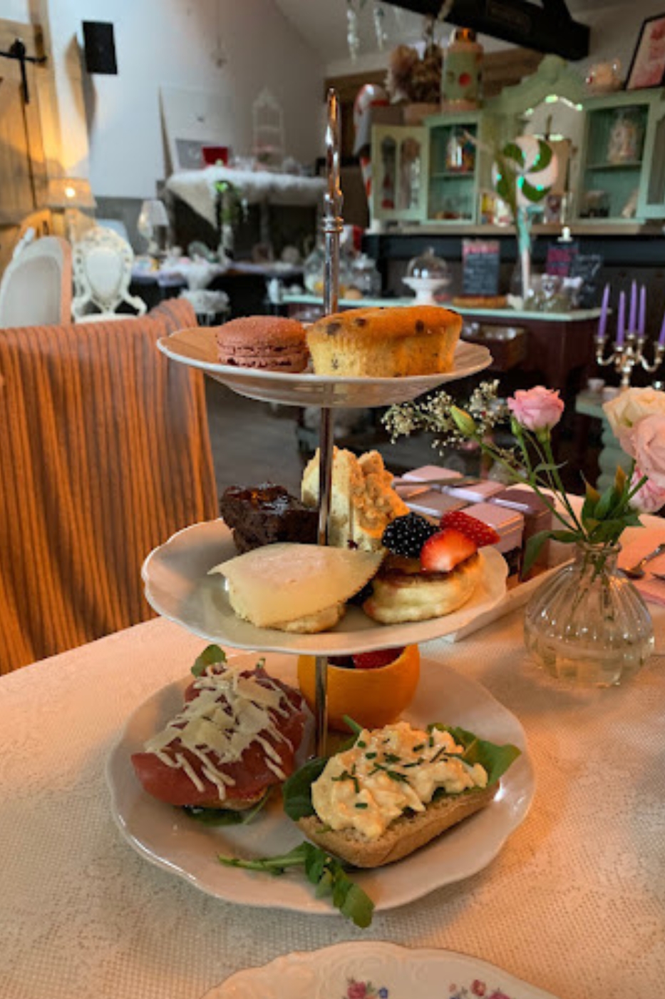 Engelse high tea