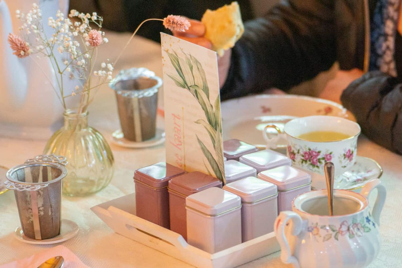 Engelse high tea