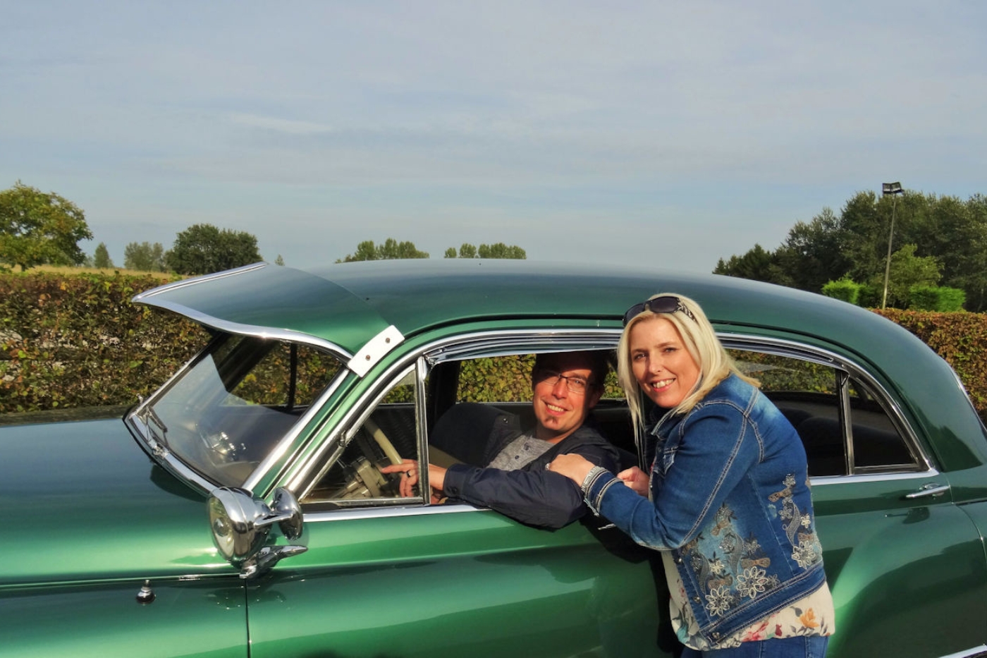 Zelf achter het stuur van een oldtimer